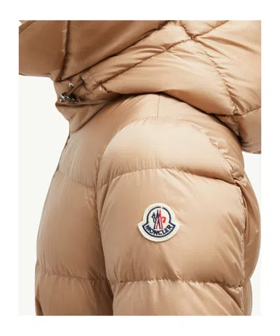 Moncler Doudoune Longue À Capuche Bordée De Shearling Boedic