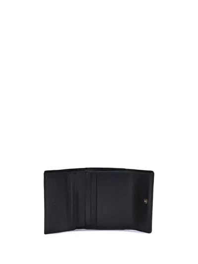 Chloé Women Charms Trifold Wallet In Black