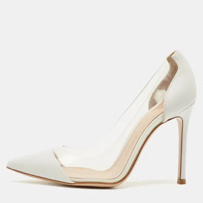 Pre-owned Gianvito Rossi White Leather And Pvc Plexi Pumps Size 35