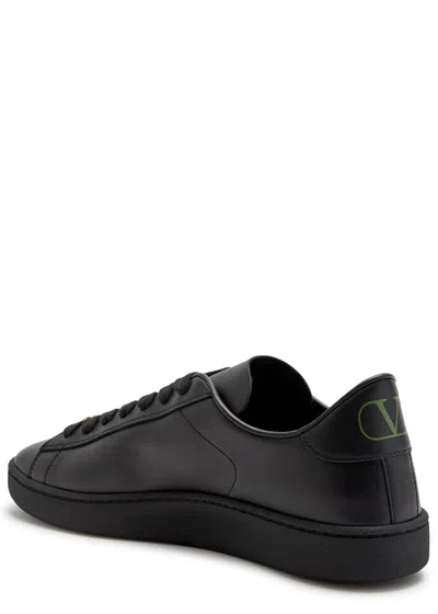 Valentino Royco Signature Brass Vlogo Low-top Sneakers In Black
