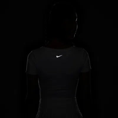 Nike (wmns)  One Fitted Dri-fit Cropped T-shirt Asia Sizing 'white'