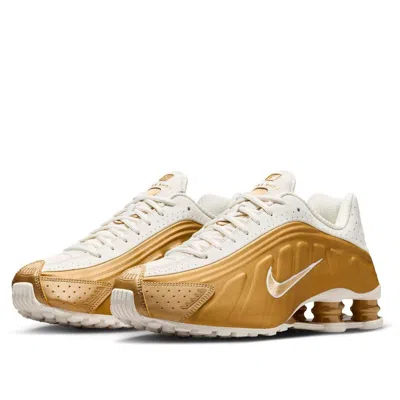 Nike Shox R4 Sneaker