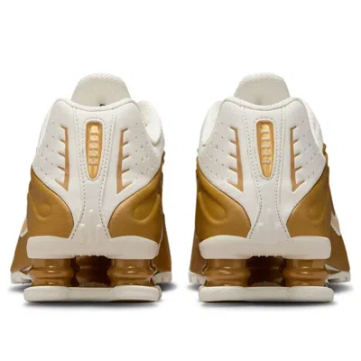 Nike Shox R4 Sneaker