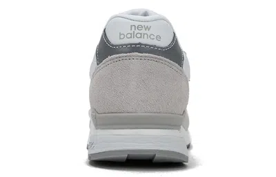 New Balance 840series Beige