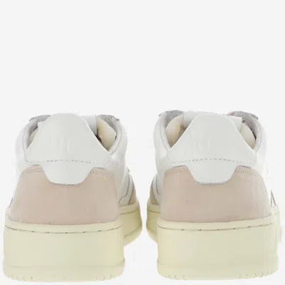 Autry Low Medalist Sneakers