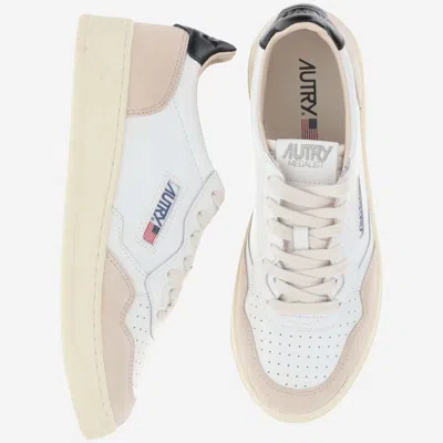 Autry Low Medalist Sneakers