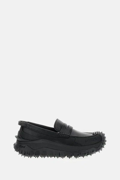 Moncler Men Trailgrip Loafer Sneakers In Black