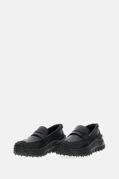 Moncler Men Trailgrip Loafer Sneakers In Black