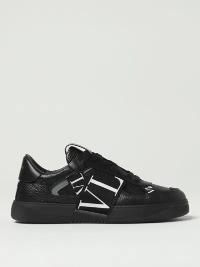 Valentino Panelled Logo-detail Sneakers In Black