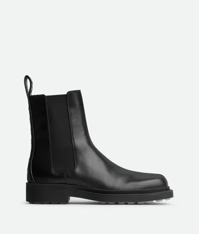 Bottega Veneta Leather Intrecciato-detail Ben Chelsea Boots In Black