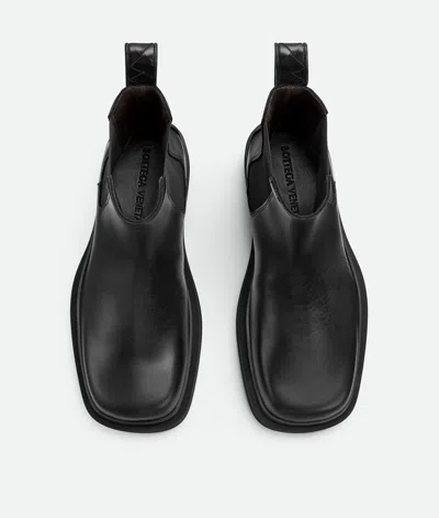 Bottega Veneta Ben Chelsea Boot In Black