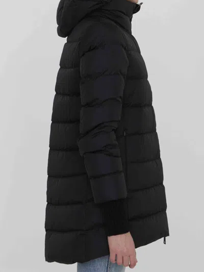 Herno Medium Down Jacket With Hood In Black