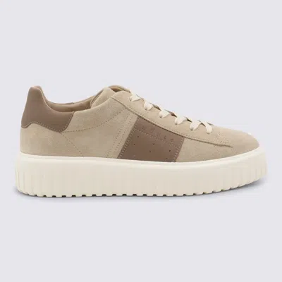 Hogan Low Top Sneakers Round Toe