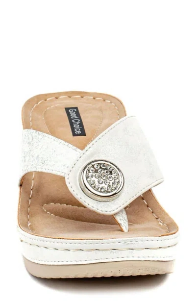 Gc Shoes Dafni Snakeskin Embossed Wedge Sandal In White