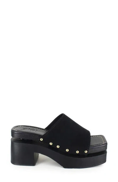 Zigi Jude Studded Platform Sandal