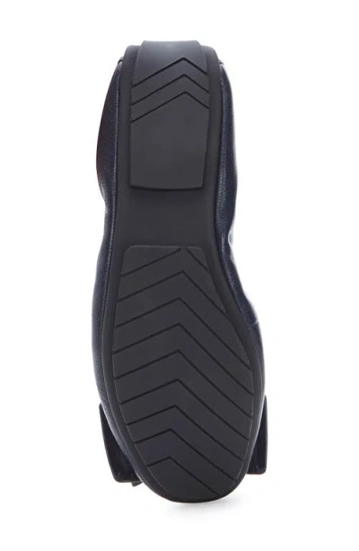 Me Too 'lilyana 2.0' Flat In Blue