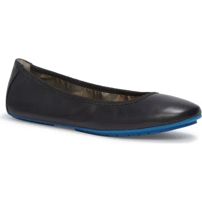 Me Too 'tru Blu' Flat