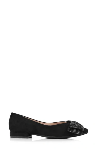 Me Too Alize Bow Pointed Toe Flat