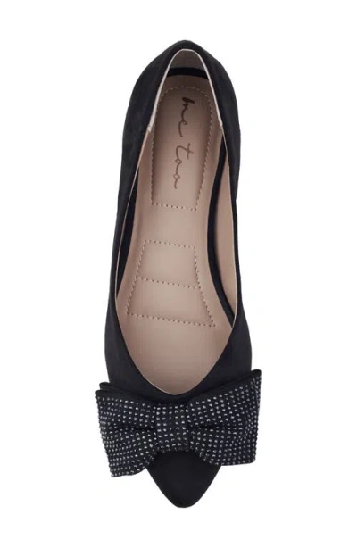 Me Too Alize Bow Pointed Toe Flat