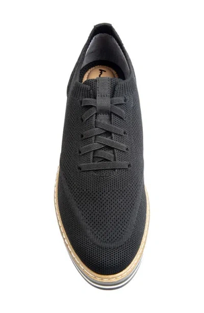 Me Too Arie Knit Sneaker