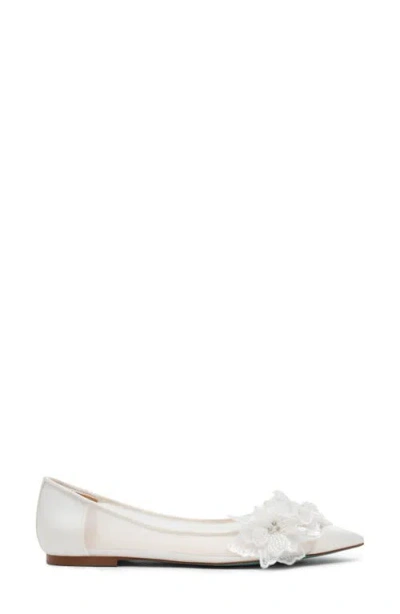 Betsey Johnson Gray Pointed Toe Flat