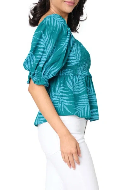 Gibsonlook Sycamore Smocked Top In Blue