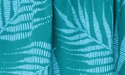 Gibsonlook Sycamore Smocked Top In Blue