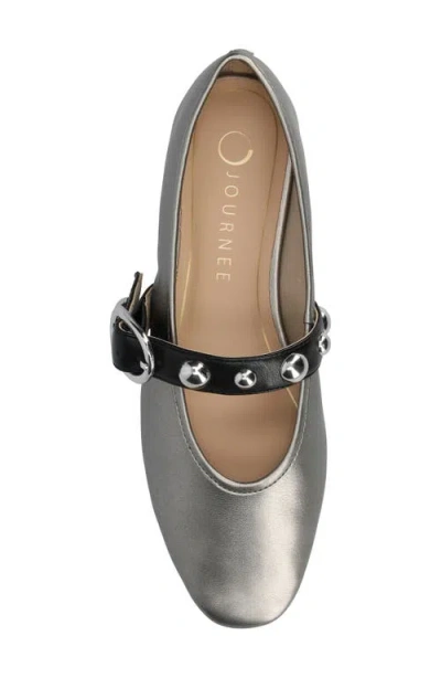 Journee Collection Naveah Studded Ballet Flat