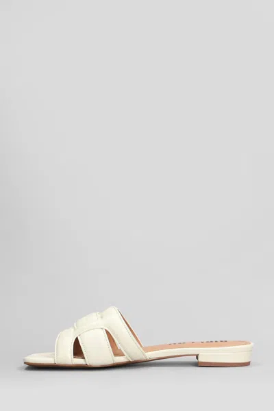 Bibi Lou Holly Flat Flats