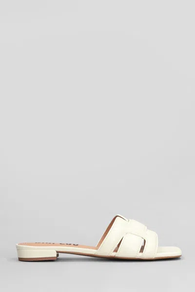 Bibi Lou Holly Flat Flats