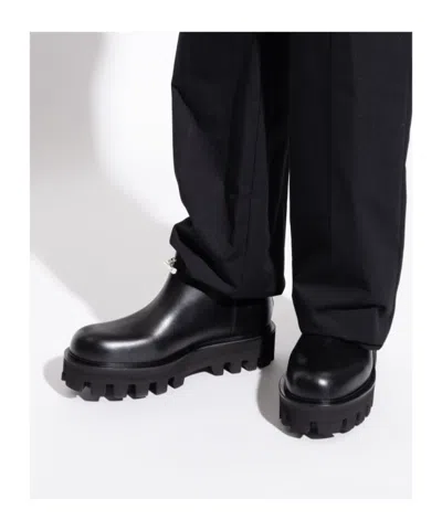 Alexander Mcqueen Zip-fastening Lug-sole Boots In Black