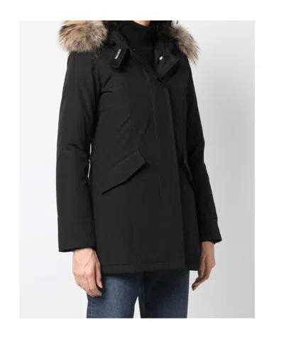 Woolrich Mid-length Black Parka With Detachable Fur-trimmed Hood In Black