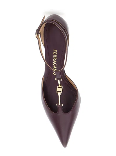 Ferragamo Traci 40 T-strap Pump Heel 4.0 Low (2 - <5 Cm)