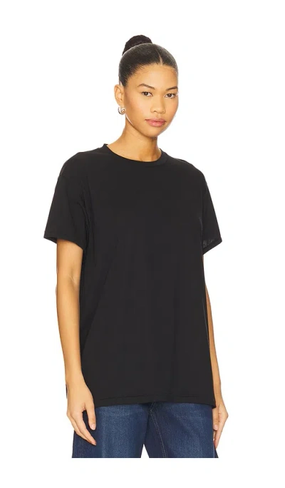 Adyela T-shirt