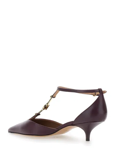 Ferragamo Traci 40 T-strap Pump Heel 4.0 Low (2 - <5 Cm)