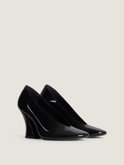 Givenchy Sculpted Pumps In Patent Leather