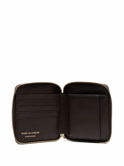 Comme Des Garçons Wallet "embossed Logotype" Wallet In Black
