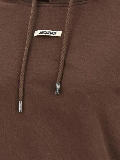 Jacquemus Drawstring Hood Gros-grain Hoodie In Brown