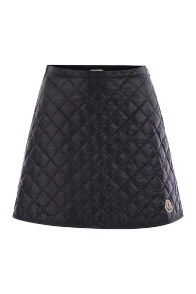 Moncler Women Diamond Quilted Miniskirt In Black
