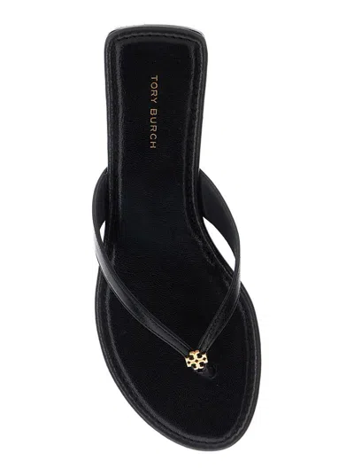 Tory Burch 'classic' Black Flip Flop Sandals With Logo Plaque And Thong Strap In Leather Woman