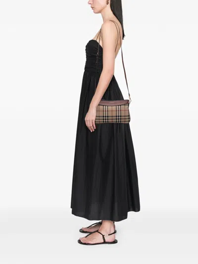 Pre-owned Burberry 2000-2017 Haymarket Check Canvas Peyton Crossbody Bag
