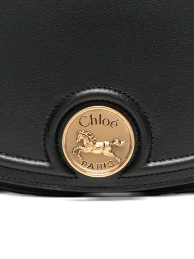 Chloé Grained Leather Shoulder Bag With Prominent Logo Detail In Black