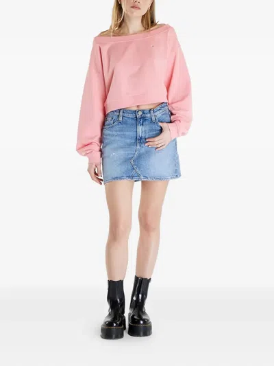 Tommy Hilfiger Off-shoulder Cropped Sweatshirt In Pink
