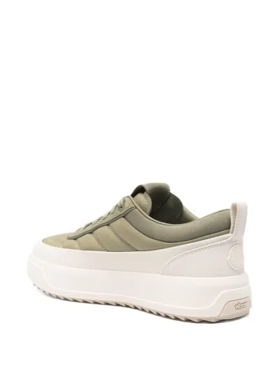 Moncler Sneakers En Nubuck Et Daim Altive In Green