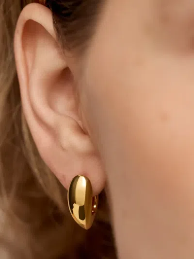 Monica Vinader Gold Nura Reef Medium Hoop Earrings In Gold