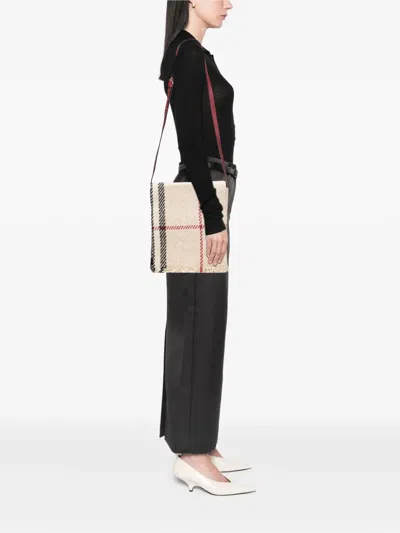 Pre-owned Burberry 2000-2017 Nova Check Wool Crossbody Bag