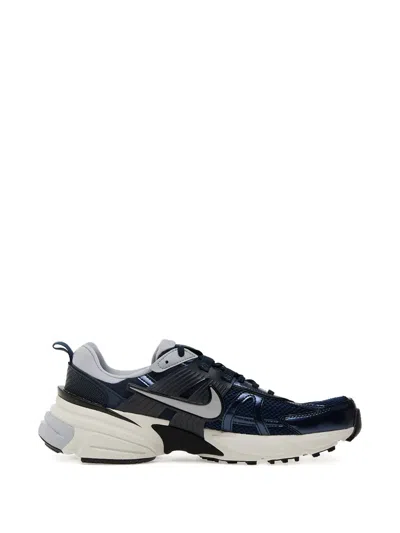 Nike V2k Run Metallic Sneakers