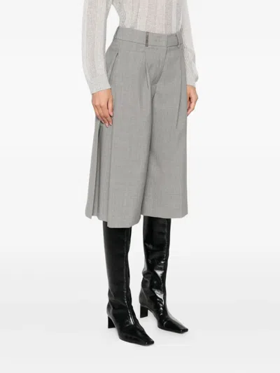 Peserico Pleated Wool-blend Knee-length Shorts In Gray