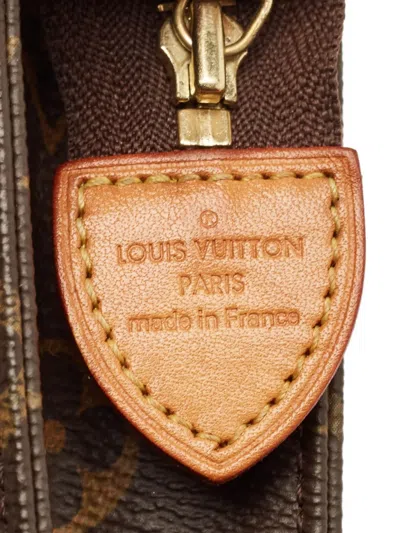 Pre-owned Louis Vuitton Monogram Canvas Clutch