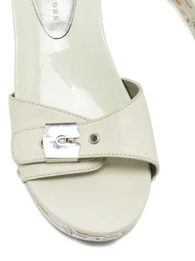 Pre-owned Marc By Marc Jacobs 90mm Buckle-detail Sandals In White